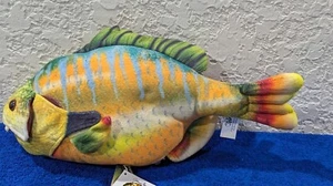 Juguete de peluche Bass Pro Shop Bluegill Fish 13,5" x 6" 2022 - Imagen 1 de 6