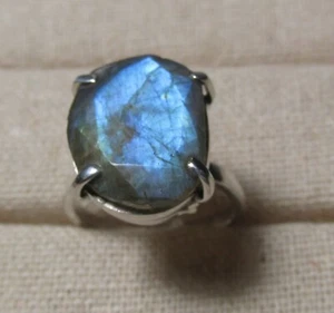 Sterlingsilber dekorativer Schnitt Labradorit Stein Ring UK O/US 7,25. Geschenktüte. - Bild 1 von 7