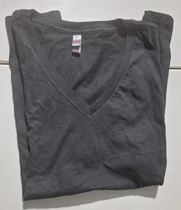 CAMISETA MUJER DISTRITO CUELLO EN V NEGRA TALLA XX-GRANDE - Imagen 1 de 2