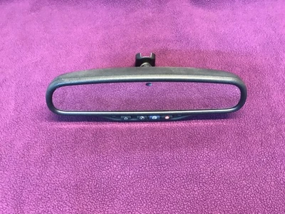 2007-2013 GM SILVERADO SIERRA OE GM REAR VIEW MIRROR w ONSTAR AUTODIM 15816792 - Image 1 of 4
