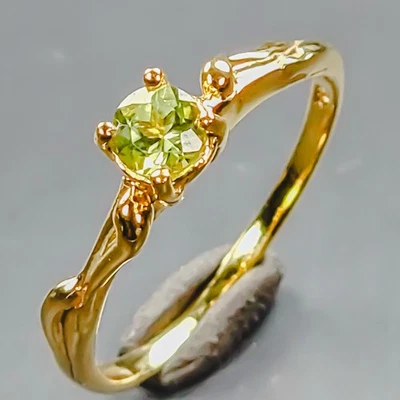 Vintage ring Natural Peridot Ring 925 Sterling Silver Size 6 /R438977 - Image 1 of 4