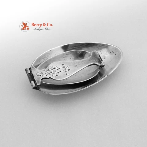 Folding Medicine Spoon Gothic Handle Currier Roby Sterling Silver 1920 Mono MWP Cover