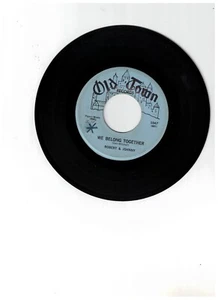 Robert & Johnny DOO WOP 45 (Old Town 1047) We Belong Together/In The Rain - Imagen 1 de 2