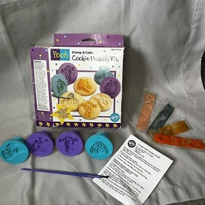 90s Vintage Wilton Winnie the Pooh Stamp & Color Cookie Making Kit - Bild 1 von 10