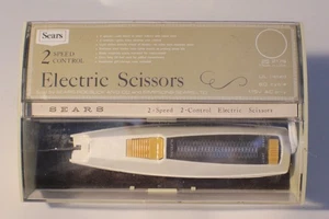 VINTAGE SEARS 2 SPEED CONTROL ELECTRIC SCISSORS WITH LIGHT AWESOME SHAPE - Picture 1 of 1