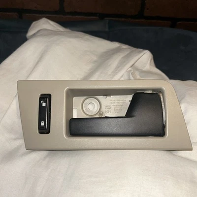 Maçaneta interna dianteira direita do passageiro Ford Escape 2008-2012 fabricante de equipamento original - Imagem 1 de 4