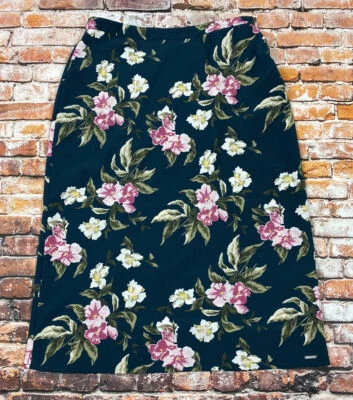 Volcom Pencil Skirt Ladies Medium 8 Floral Side Zip Straight Womens - Image 1 of 4
