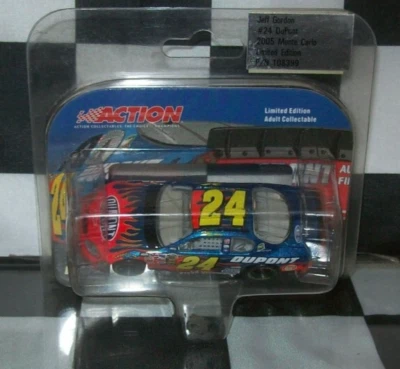 JEFF GORDON #24 DUPONT 2005 NASCAR RACING 1/64 ACTION LIONEL DIECAST - Image 1 of 2