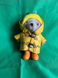 Vintage - paddington bear plush - Key Chain - Wearing a raincoat & Orange boots - Picture 1 of 6