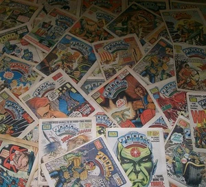 2000 A.D Comics x 6 - No Doubles -Judge Dredd,Slaine,etc...BARGAIN!!!! - Imagen 1 de 4