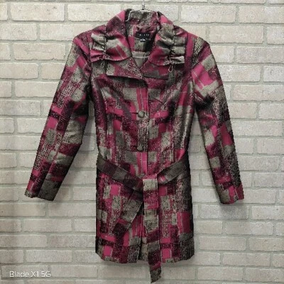 Abrigo Chaqueta Tribal Mujer Talla 2 Plateado Rosa Metálico Botón Cinturón Largo Medio  Foto 1 de 4