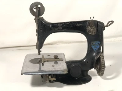 Antigua máquina de coser Singer Ostrek Simanco modelo 24-7 puntada de cadena hecha en EE. UU. Foto 1 de 4