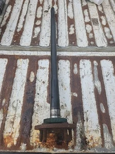 99-04 Grand Cherokee 3.73 2wd Passenger Side Rear Axle Shaft - Foto 1 di 4