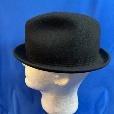 Usado en Excelente Condición Wigen’s fieltro lana Trilby vestido/sombrero de moda fedora, talla MED (22" circo interior) Foto 1 de 4