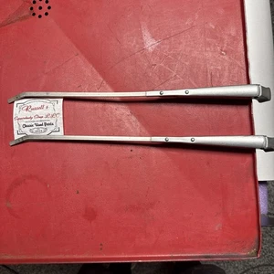 1973-80 Chevrolet K10 C10 K5 Blazer Suburb Squarebody Windshield Wiper Arm Set - Picture 1 of 5