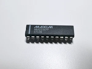 1X MAX233EPP MAXIM Multichannel RS-232 Transceiver IC 5V DIP-20 - Picture 1 of 4