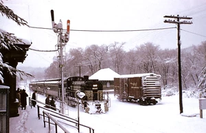 8x12 COLOR PHOTO NY CENTRAL RR PUTNAM DIVISION RS-3 #8260 BRIARCLIFF MANOR 3/58 - Picture 1 of 1