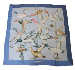 Authentic HERMES Sauvagine en Vol scarf CARRE90 Silk #7755 - Picture 1 of 10
