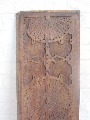ANTIQUES  HANDCARVED WOODEN PEDIMENT    FRENCH 19TH CENTURY Cover