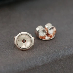 Pendientes de mariposa genuinos de oro rosa liso de 9 quilates 5 mm - 1 par - Imagen 1 de 4