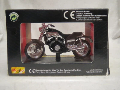Yamaha Vmax Schwarz Silber Maisto 1:18 1985-2006 Special Edition #39300 - Bild 1 von 2