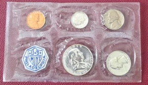 1957 U.S. Mint Proof Set in Flat Pack - 5 Münzen - Bild 1 von 2