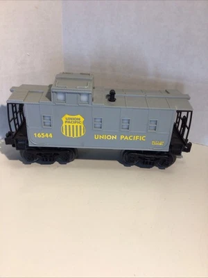 Lionel O Gauge O-27 Union Pacific Gray Caboose #16544 For Train Set Layout - Image 1 of 4