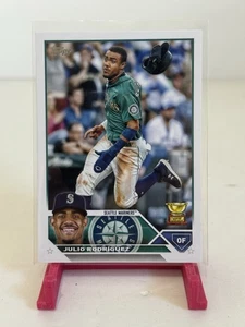Julio Rodriguez 2023 Topps Series One Seattle Mariners Gold Cup Card - Bild 1 von 2