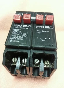 CUTLER-HAMMER BQ220-2120 , A220-2120 QUAD  Circuit Breaker  20A,120/240V - Picture 1 of 4