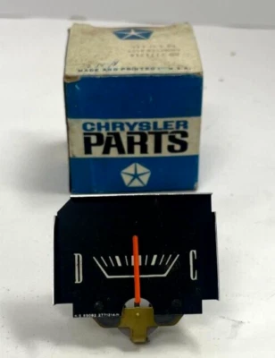 Cuadro de instrumentos Plymouth Valiant 1967 amperímetro amplificador calibre NOS 2771214. Foto 1 de 3