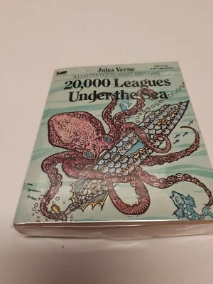 1977 Moby Illustrated Classic 20,000 Leagues Under The Sea #4507. Foto 1 de 4