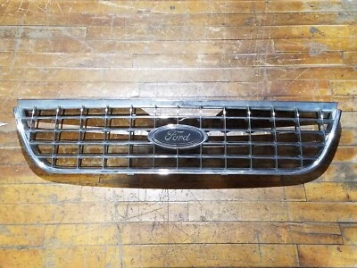 Ford Explorer 2003-2005 parrilla exterior central delantera emblema cromado stock usado Foto 1 de 4