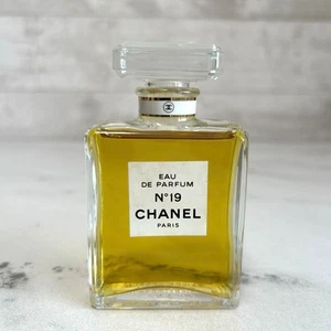 CHANEL No 19 Eau de Parfum 50ml New Unused elegant woman Without box Japan - Picture 1 of 4
