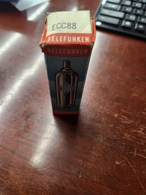 Tubo de vacío ECC88 6DJ8 Telefunken NUEVO Foto 1 de 4