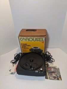Kodak 750H Slide Projector  Remote, Manual  PWR Cord Box