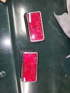 Lucas Reflectors. 1969 TRIUMPH GT6 and Spitfire. Possibly JAGUAR XJS as Well. - Picture 1 of 2