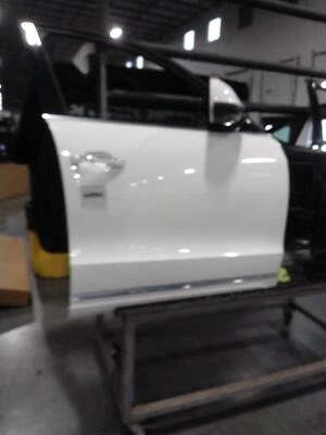 Audi Q5 2016 puerta delantera derecha blanca fabricante de equipos originales usado 114 k millas NJ25-16470-415269 Foto 1 de 2