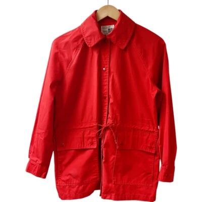 Jaqueta de chuva feminina vintage SEARS tamanho médio vermelha com cordão bolsos na cintura - Imagem 1 de 4