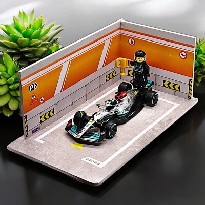 Fórmula 1 Lewis Hamilton Mercedes AMG 1:43 Die Cast F1 Car + Mini Figura + Estuche Foto 1 de 4
