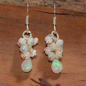 Pendiente colgante de ópalo etíope natural de plata de ley 925 con cuentas de ópalo - Imagen 1 de 3