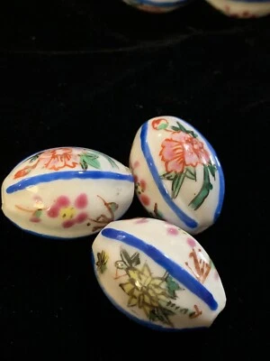 Hand Painted Porcelain Chinese Rare Vintage Focal Bead White Flowers Oval 26mm - Image 1 of 4
