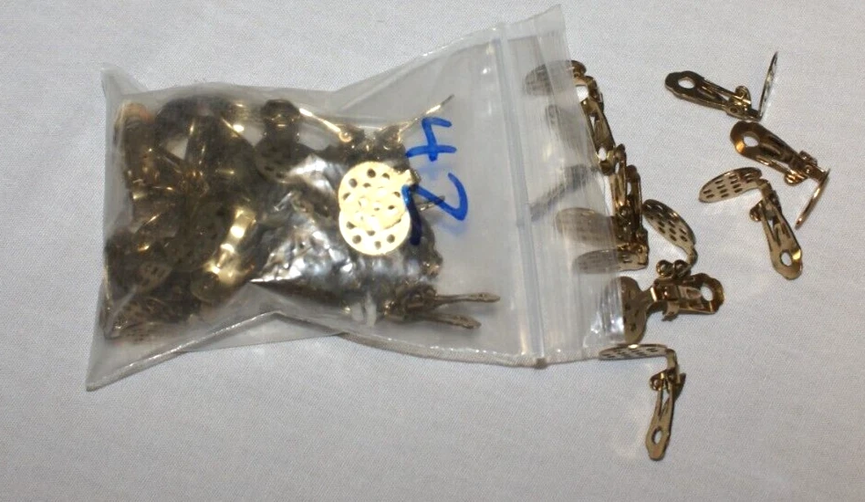 42 DIY古董金色夹子带垫耳环发现杠杆背面工艺 — 第 1/1 张图片