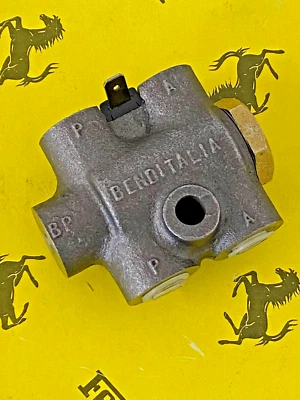 FERRARI 288 GTO 308 208 MONDIAL TESTAROSSA VÁLVULA INDICADOR FRENO FERRARI 127757 Foto 1 de 3