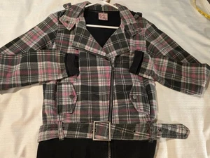 Junior Mädchen Gr. M L.A. Kitty karierte Jacke mit Reißverschluss und Gürtel gebraucht, in einwandfreiem Zustand - Bild 1 von 15
