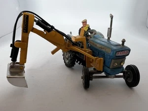 CORGI 74 FORD 5000 SUPER MAJOR TRATTORE CON PALA LATERALE PALETTA (396) - Foto 1 di 4