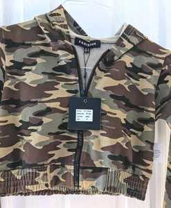 Chaqueta corta de camuflaje parisino con capucha.  Manga larga. Talla 6. Nuevo  - Imagen 1 de 8