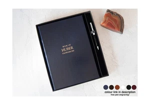 Personalisiertes italienisches Chianti-Geschenkset Vollnarbenleder A4 Journal, marineblau - Bild 1 von 9