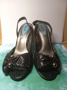 Fitzwell Womens Black Snake Print Patent Pump sling back peek a boo toe 9W - Picture 1 of 7