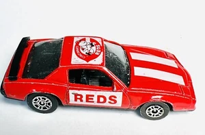 Vintage CORGI '83 Pontiac Firebird S/E 1/64 Diecast Cincinnati Reds Baseball Toy - Picture 1 of 6