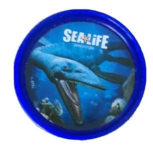 MERLIN BLUE POP BADGE BRIGHTON SEALIFE KIDS BOYS GIRLS FUN - Picture 1 of 3